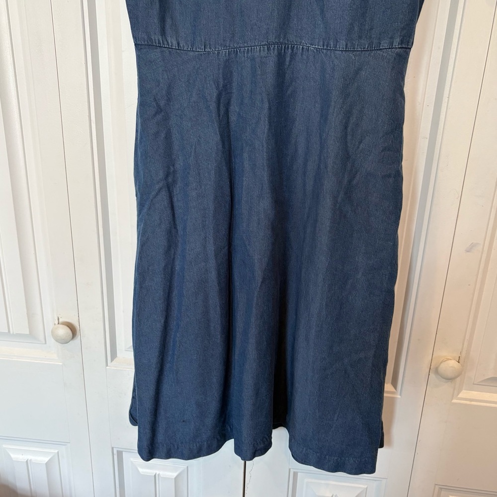 Banana Republic Chambray Dress Size 8 - Picture 6 of 9